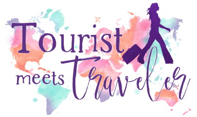 Tourist meets traveler logo